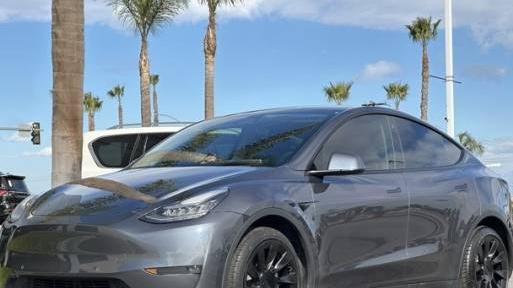 TESLA MODEL Y 2020 5YJYGDEE9LF014477 image